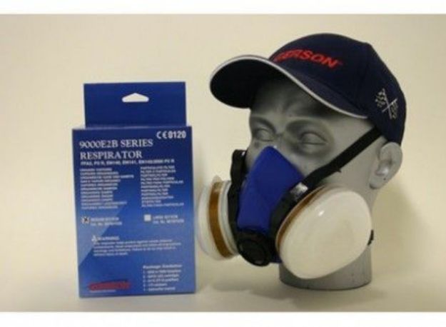 Picture of Reusable Dual Cartridge Respirator kit ( Med) 